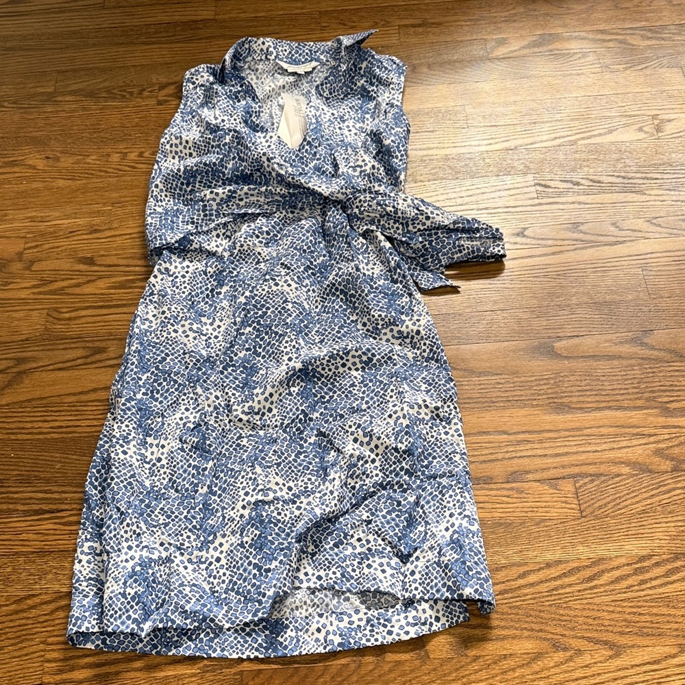 NWT NYC Blue and White Midi Dress Size Medium